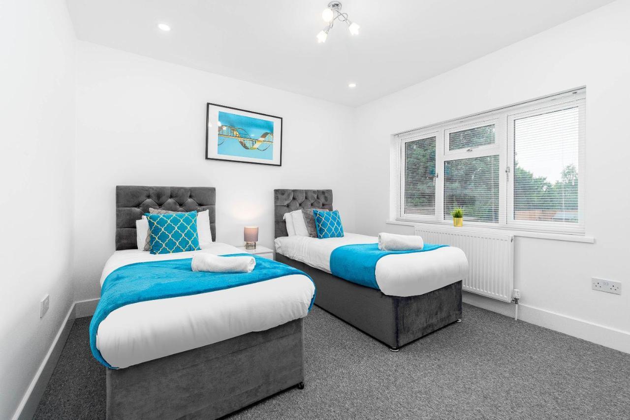 5 Bedroom House - 10 Guests - Multiple Off Street Parking - Garden - Smart Tv - Wifi - Contractors - Families - Groups Birmingam Exterior foto